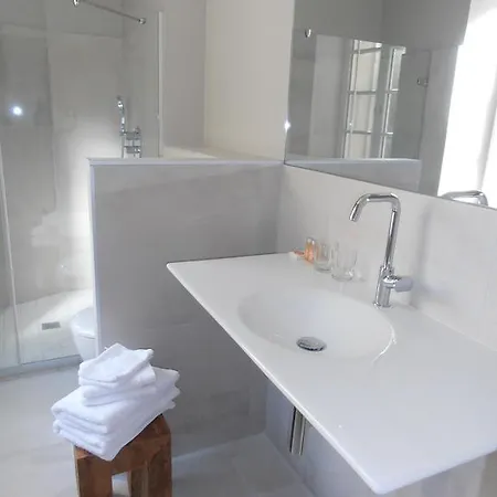 Le Seminaire Panzió *